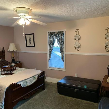Emerald Necklace Inn Bed&Breakfast Lakewood Exteriör bild