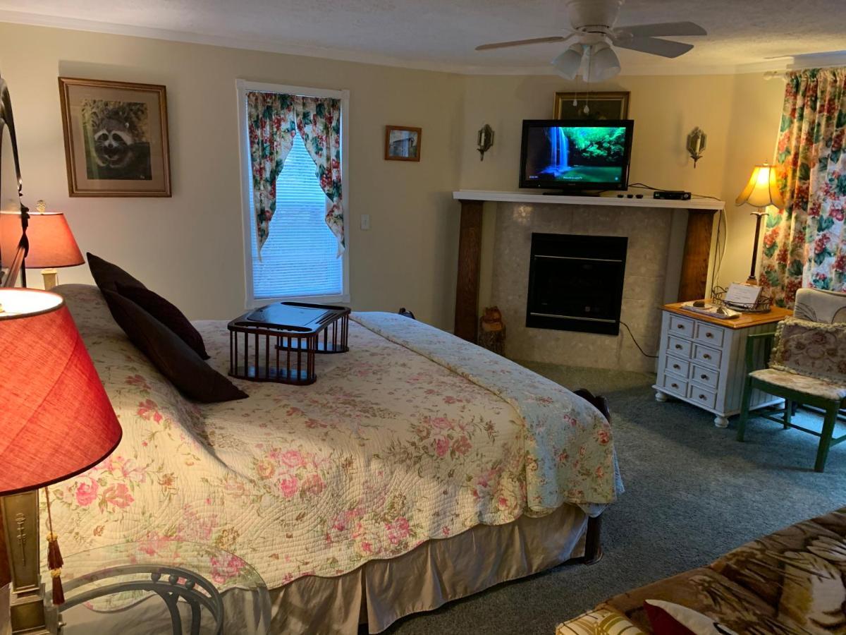 Emerald Necklace Inn Bed&Breakfast Lakewood Exteriör bild
