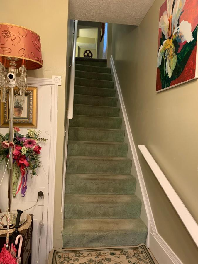 Emerald Necklace Inn Bed&Breakfast Lakewood Exteriör bild