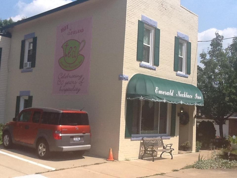 Emerald Necklace Inn Bed&Breakfast Lakewood Exteriör bild