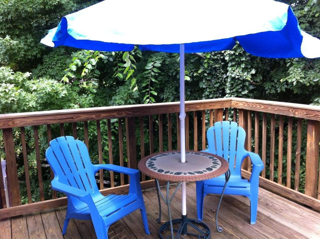 Emerald Necklace Inn Bed&Breakfast Lakewood Rum bild